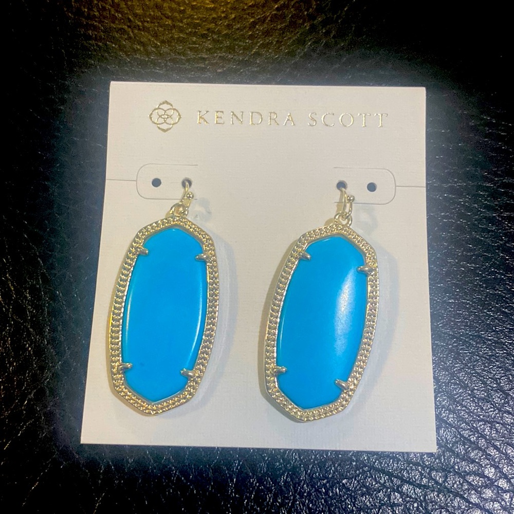 Kendra Scott Elle Gold Drop Earrings in Turquoise Magnesite
